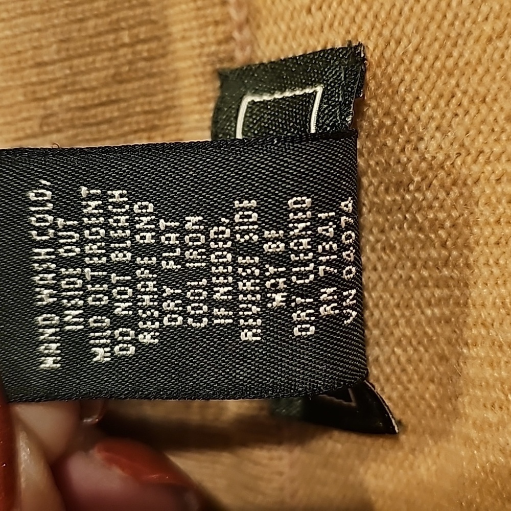 LL Bean womans medium cashmere sweater very good condition - Picture 3 of 10